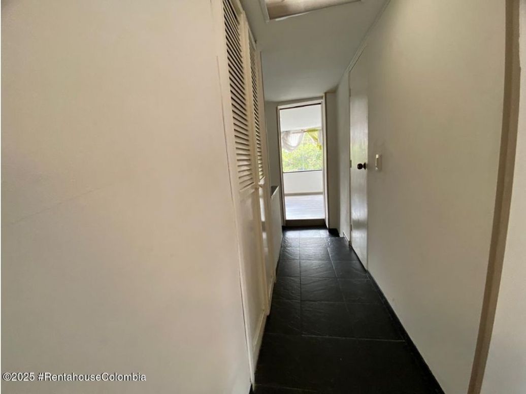Apartamento de 4 alcobas en venta en Cedritos, Bogotá, 120 m² · foto 18 de 20
