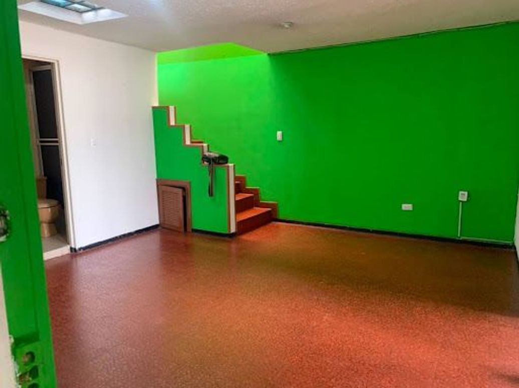 Casa de 9 alcobas en venta en Carimagua I Sector, Bogotá, 280 m² · foto 10 de 16