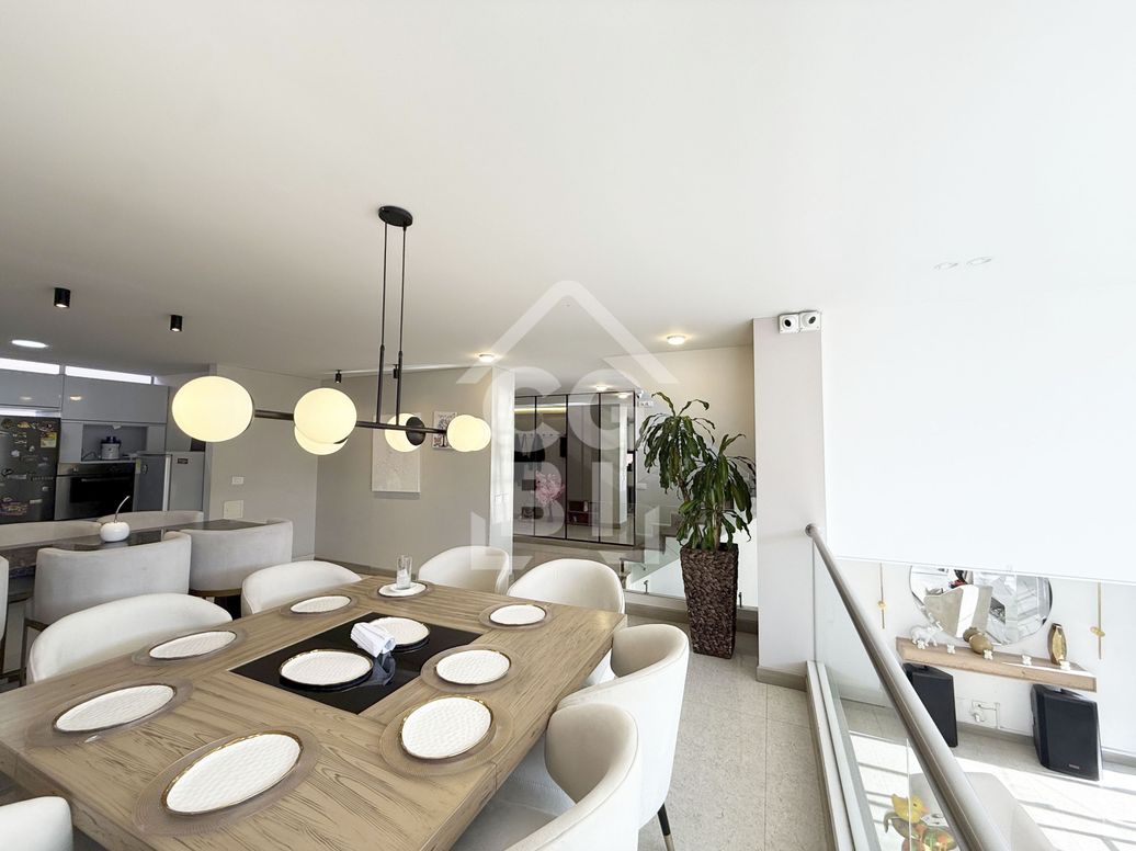 Casa de 4 alcobas en venta en Bosque De Pinos, Bogotá, 339 m² · foto 2 de 20
