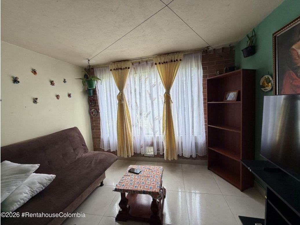 Casa de 14 alcobas en venta en San Antonio Norte, Bogotá, 389 m² · foto 4 de 20