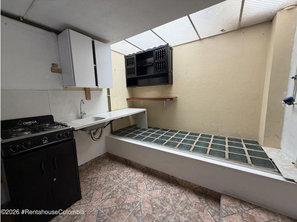 Casa de 14 alcobas en venta en San Antonio Norte, Bogotá, 389 m² · foto 15 de 20