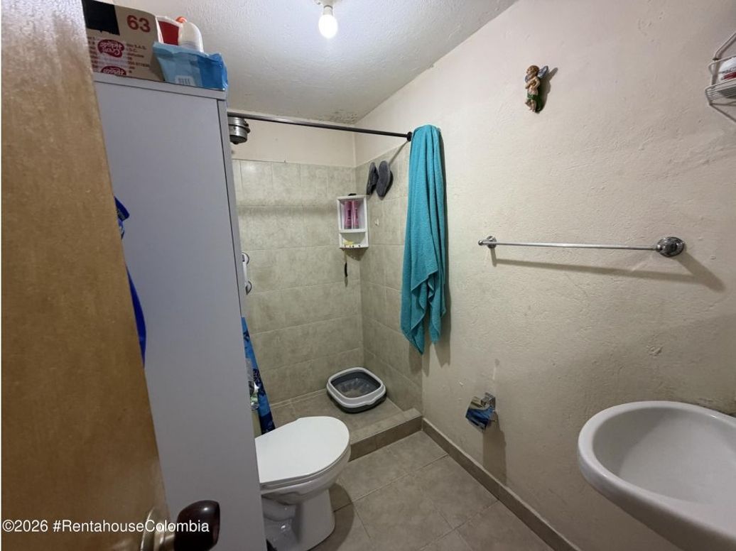 Casa de 14 alcobas en venta en San Antonio Norte, Bogotá, 389 m² · foto 7 de 20