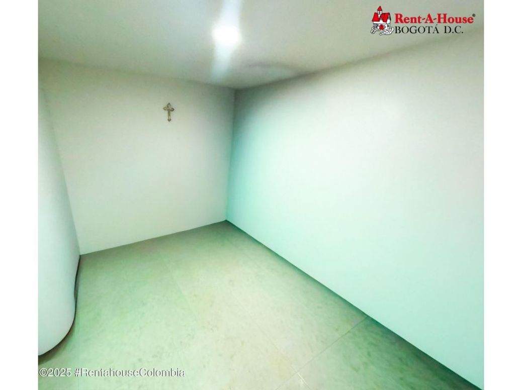 Casa de 7 alcobas en venta en Santa Rita, Bogotá, 180 m² · foto 12 de 20