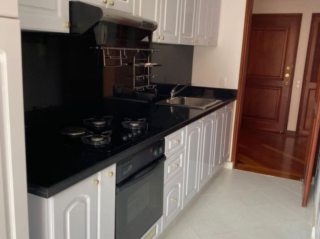 Apartamento de 2 alcobas en venta en San Patricio, Bogotá, 70 m² · foto 5 de 19