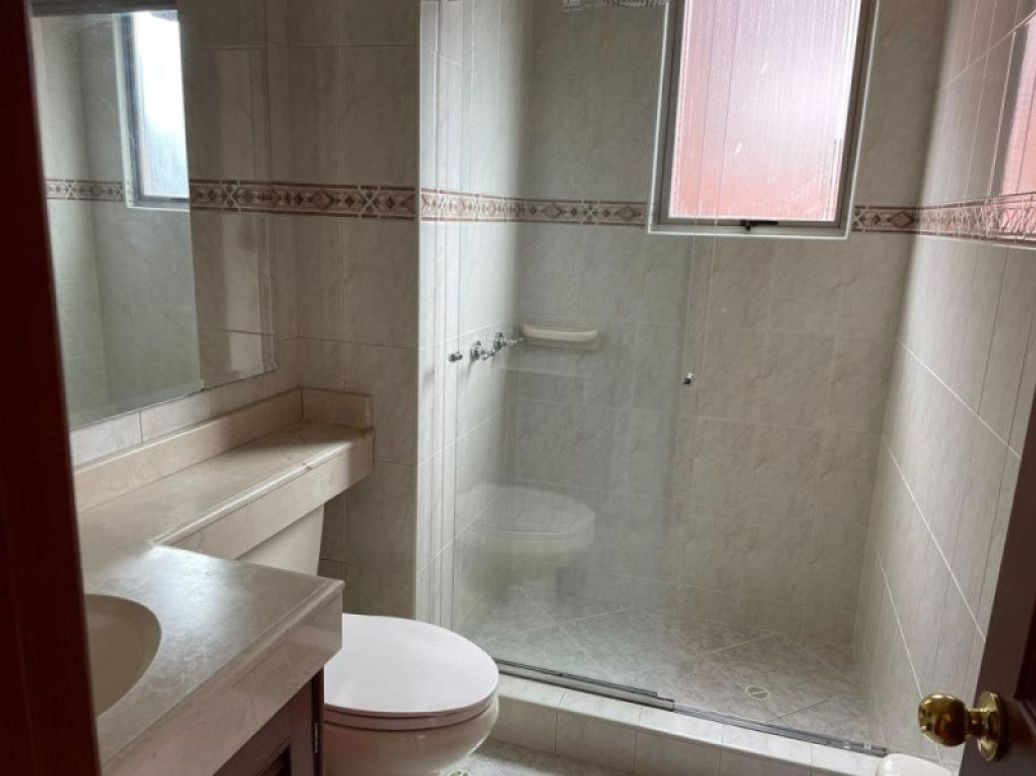 Apartamento de 2 alcobas en venta en San Patricio, Bogotá, 70 m² · foto 10 de 19