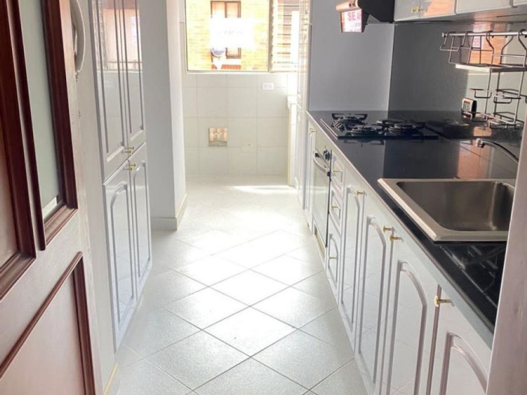 Apartamento de 2 alcobas en venta en San Patricio, Bogotá, 70 m² · foto 4 de 19