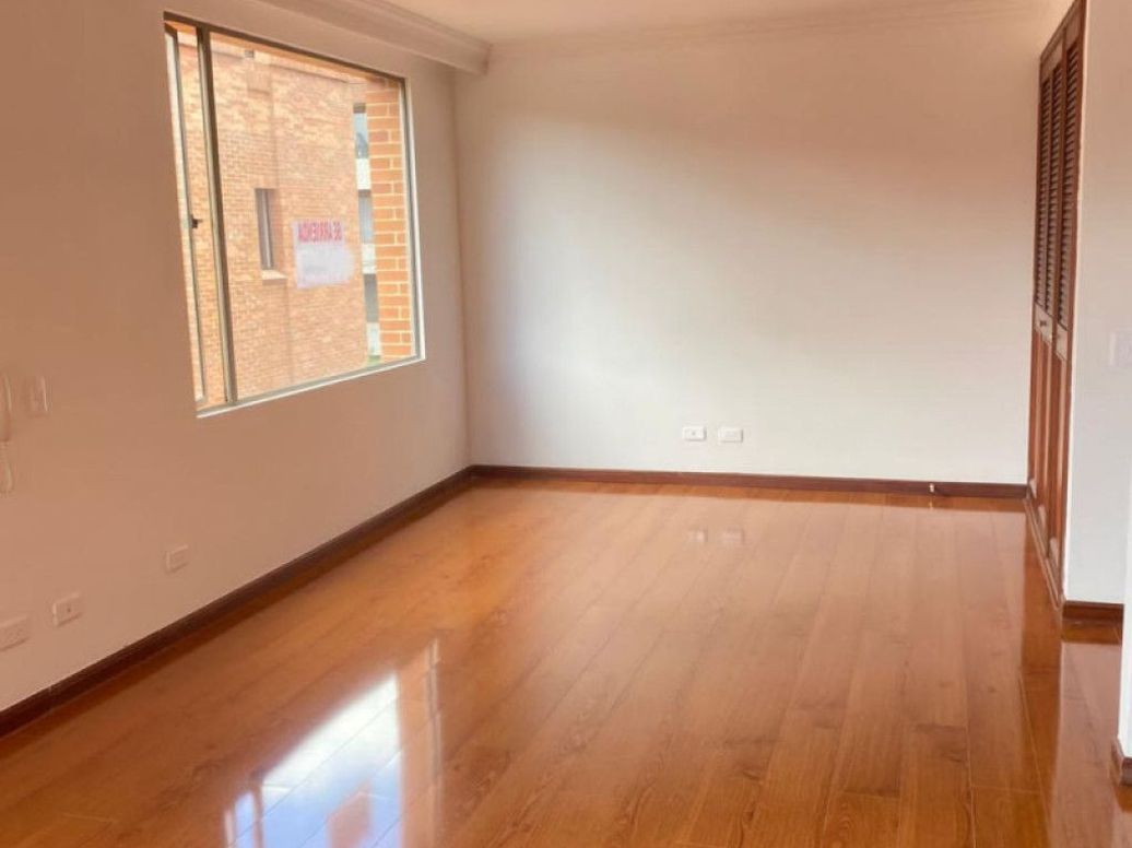 Apartamento de 2 alcobas en venta en San Patricio, Bogotá, 70 m² · foto 11 de 19