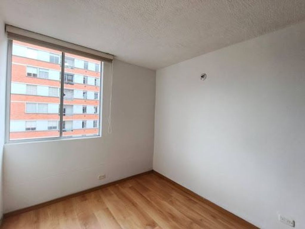 Apartamento de 3 alcobas en venta en Britalia, Bogotá, 76 m² · foto 10 de 20