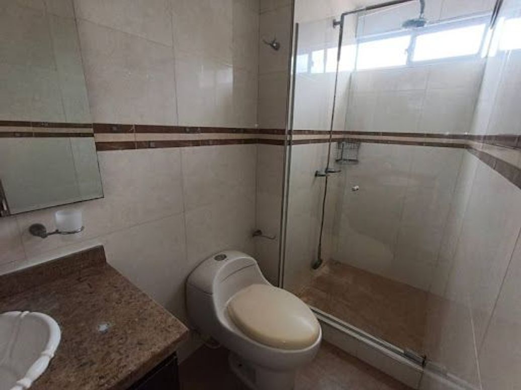 Apartamento de 3 alcobas en venta en Britalia, Bogotá, 76 m² · foto 11 de 20