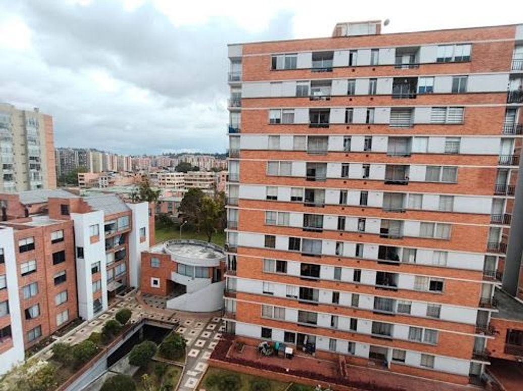 Apartamento de 3 alcobas en venta en Britalia, Bogotá, 76 m² · foto 6 de 20
