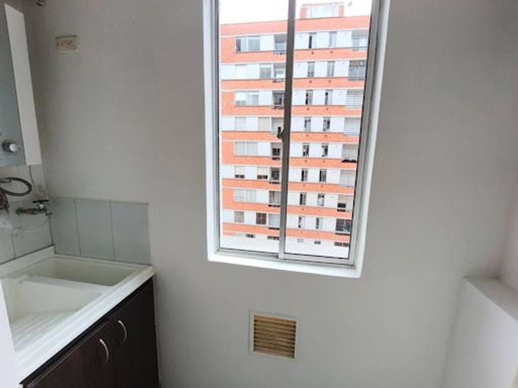 Apartamento de 3 alcobas en venta en Britalia, Bogotá, 76 m² · foto 9 de 20