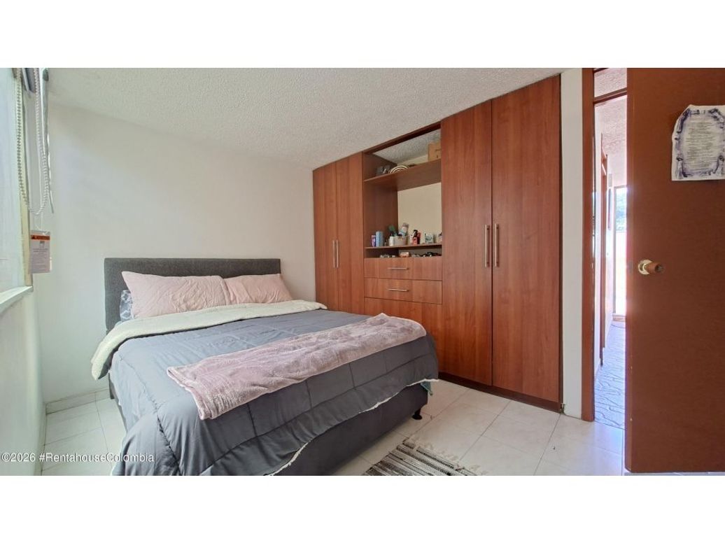 Apartamento de 3 alcobas en venta en Santa Teresa, Bogotá, 69 m² · foto 14 de 20