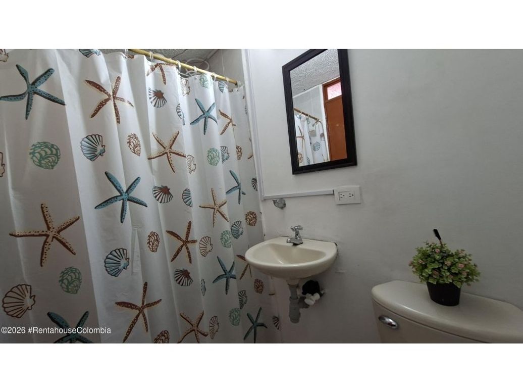 Apartamento de 3 alcobas en venta en Santa Teresa, Bogotá, 69 m² · foto 18 de 20