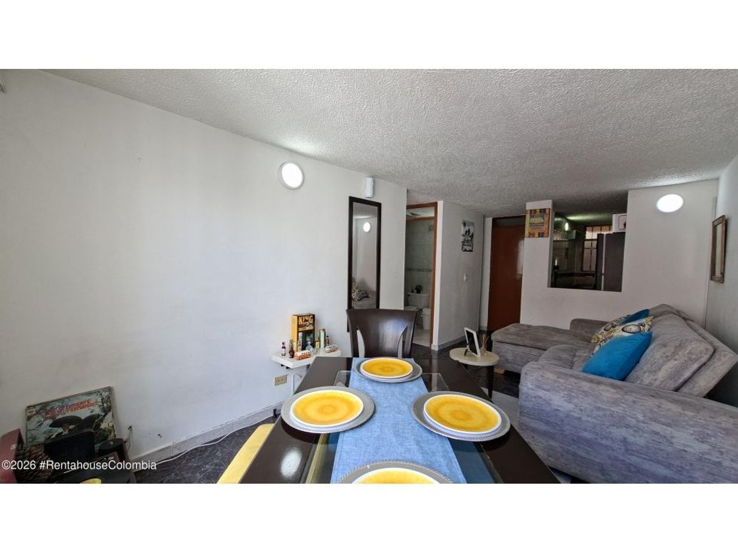 Apartamento de 3 alcobas en venta en Santa Teresa, Bogotá, 69 m² · foto 4 de 20