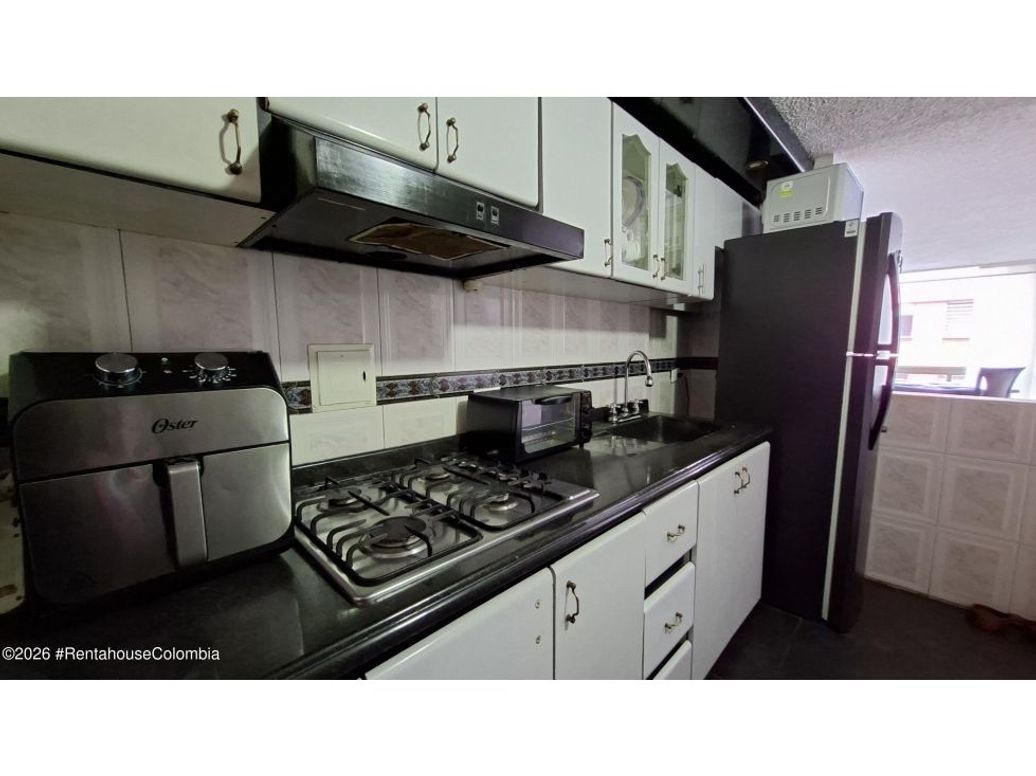 Apartamento de 3 alcobas en venta en Santa Teresa, Bogotá, 69 m² · foto 6 de 20