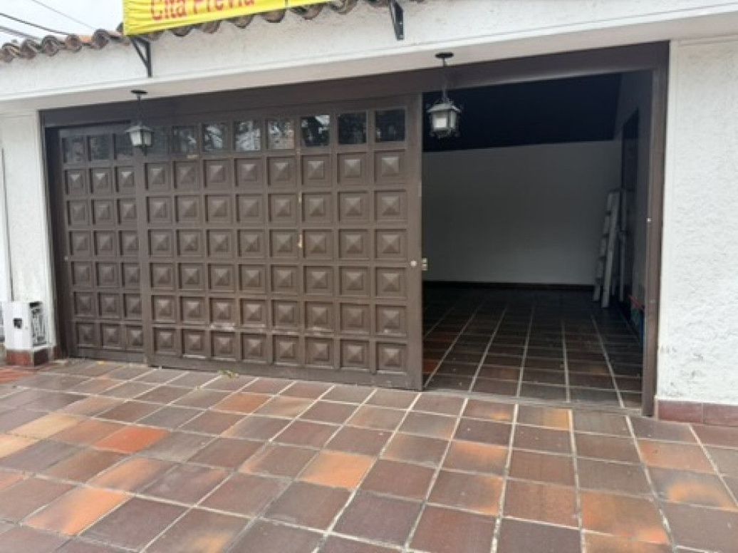 Casa de 4 alcobas en venta en Los Cedritos, Bogotá, 242 m² · foto 2 de 20