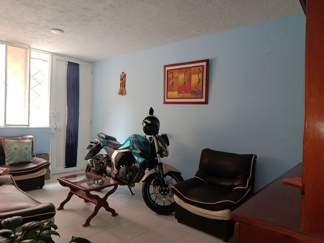 Casa de 3 alcobas en venta en Ub. Dindalito I Etapa, Bogotá, 144 m² · foto 4 de 20