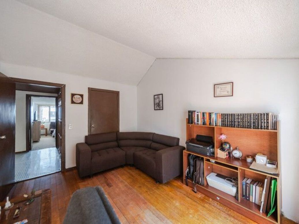 Casa de 4 alcobas en venta en Estoril, Bogotá, 240 m² · foto 4 de 20