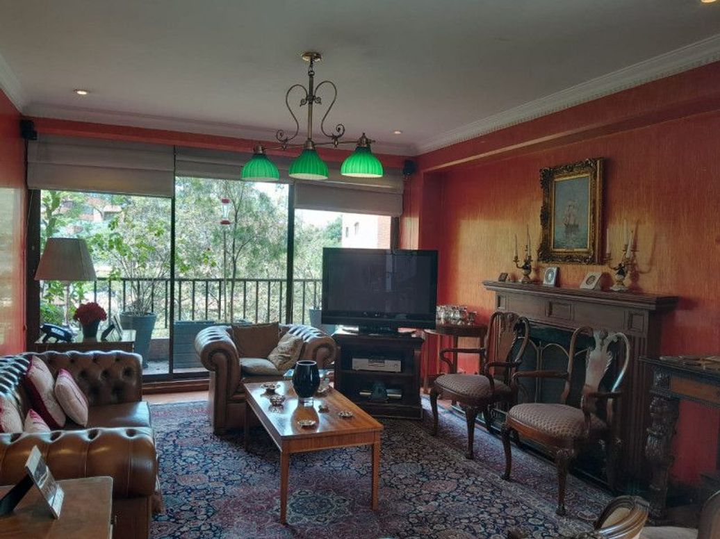 Apartamento de 3 alcobas en venta en La Cabrera, Bogotá, 547 m² · foto 3 de 20