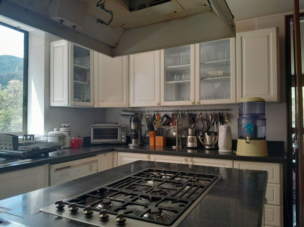 Apartamento de 3 alcobas en venta en La Cabrera, Bogotá, 547 m² · foto 19 de 20