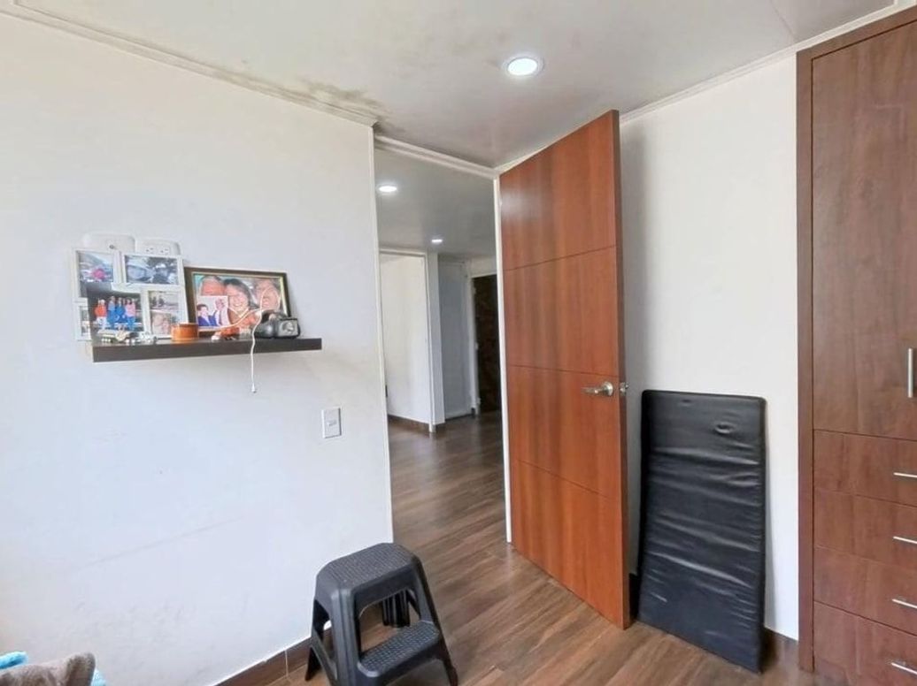 Apartamento de 3 alcobas en venta en Potreritos, Bogotá, 47 m² · foto 3 de 18