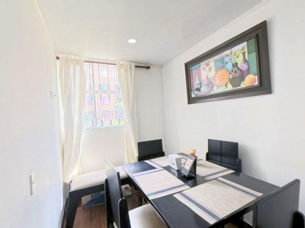 Apartamento de 3 alcobas en venta en Potreritos, Bogotá, 47 m² · foto 2 de 18