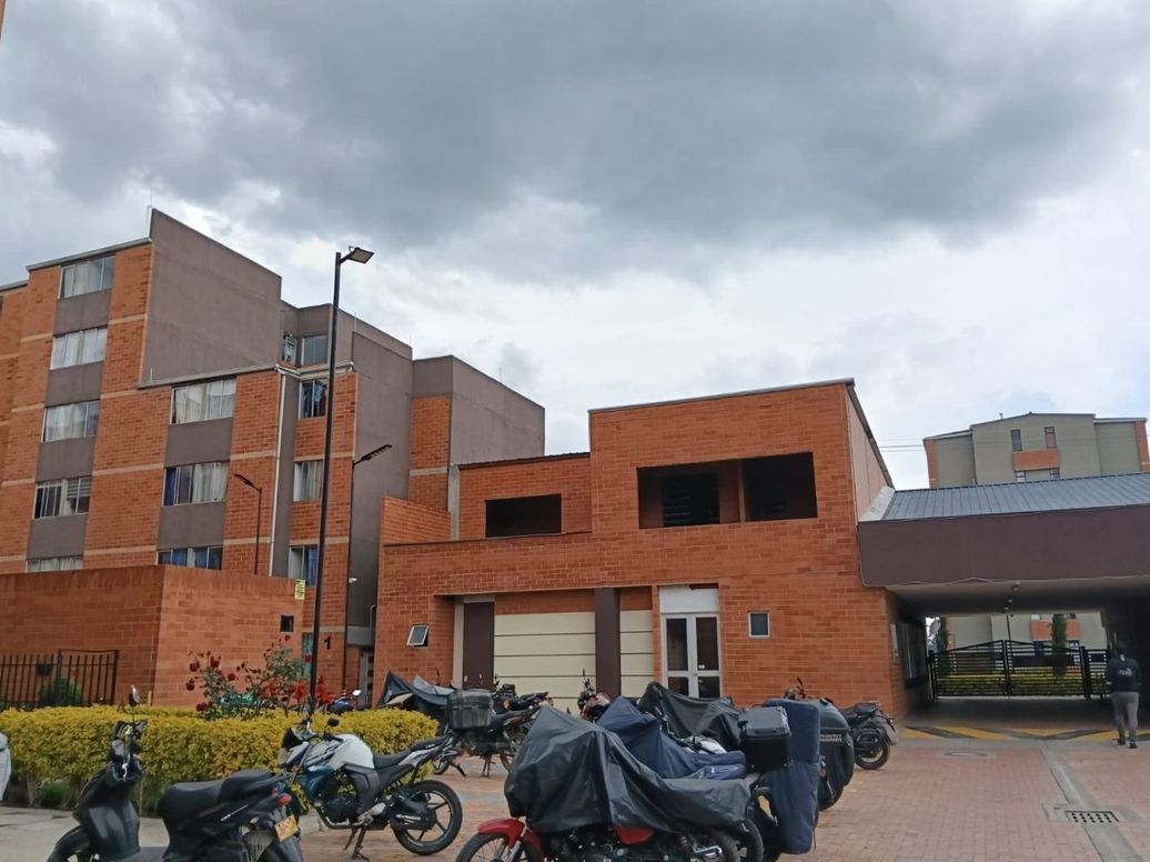 Apartamento de 3 alcobas en venta en Potreritos, Bogotá, 47 m² · foto 13 de 18
