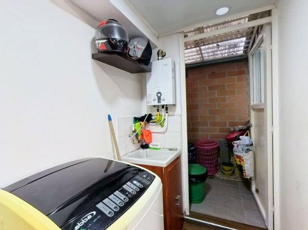 Apartamento de 3 alcobas en venta en Potreritos, Bogotá, 47 m² · foto 10 de 18