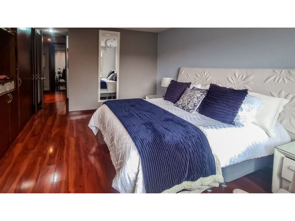 Apartamento de 2 alcobas en venta en Santa Barbara, Bogotá, 104 m² · foto 6 de 16