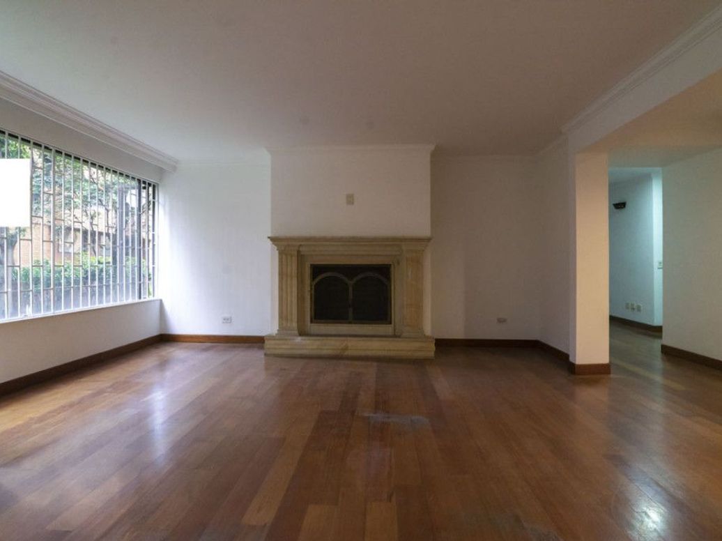 Apartamento de 2 alcobas en venta en Chico, Bogotá, 200 m² · foto 4 de 20