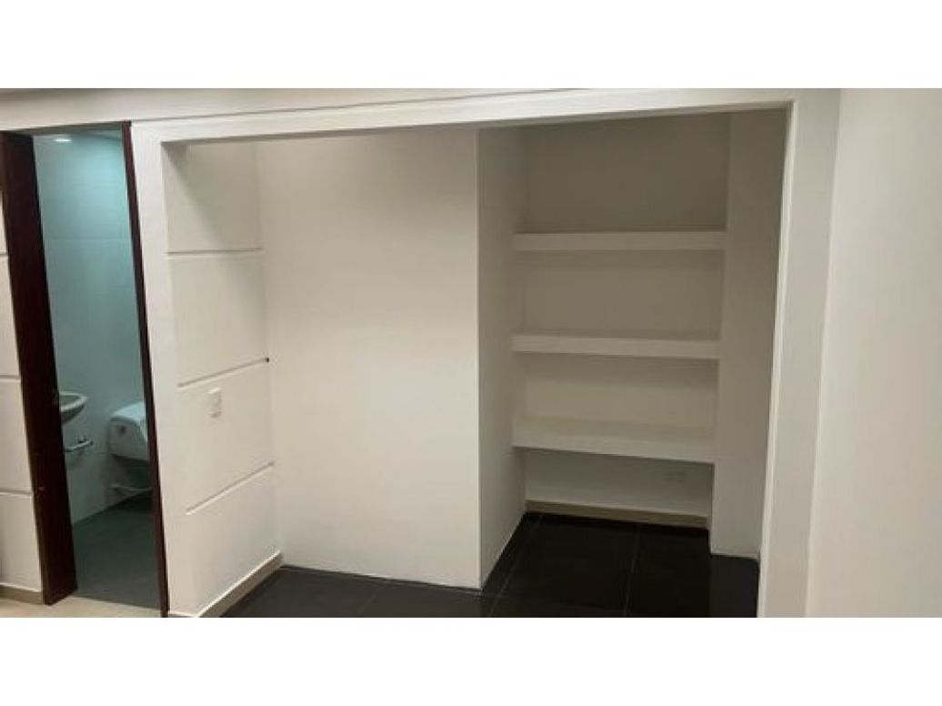Apartamento de 1 alcoba en venta en Santa Barbara, Bogotá, 53 m² · foto 8 de 12