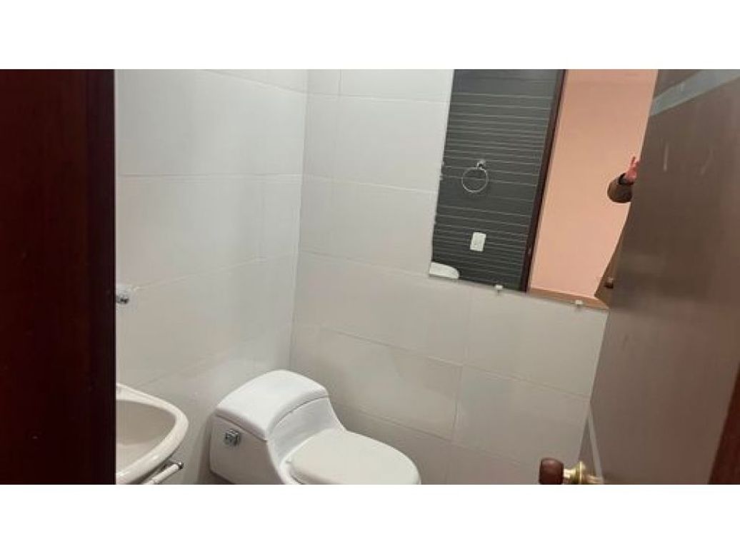 Apartamento de 1 alcoba en venta en Santa Barbara, Bogotá, 53 m² · foto 12 de 12