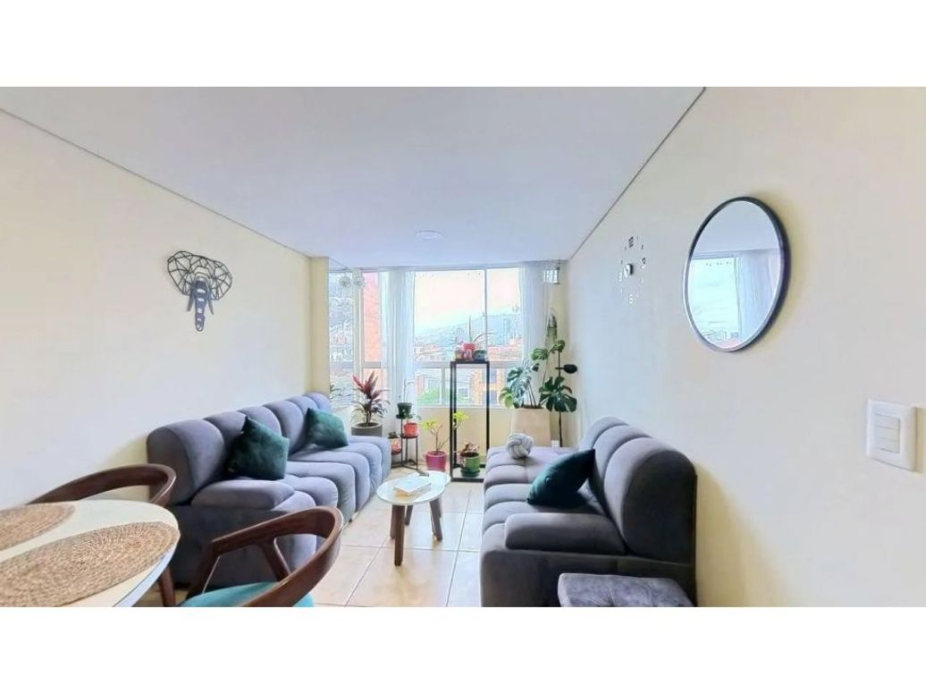 Apartamento de 3 alcobas en venta en Usaquén, Bogotá, 56 m² · foto 2 de 9