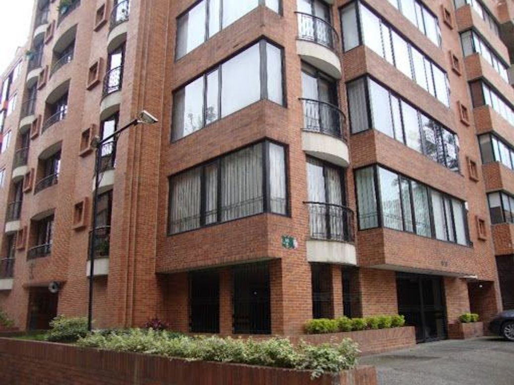 ARRIENDO de APARTAESTUDIO en ANTIGUO COUNTRY, BOGOTA en Antiguo Country