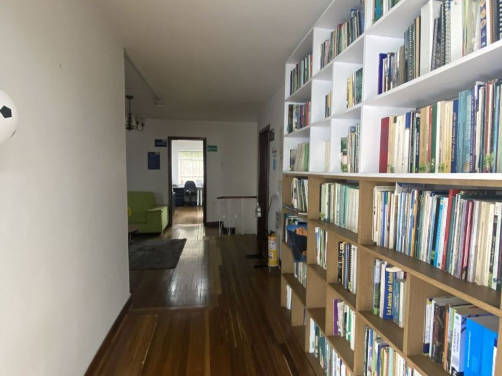 Casa de 7 alcobas en venta en La Soledad, Bogotá, 582 m² · foto 8 de 20