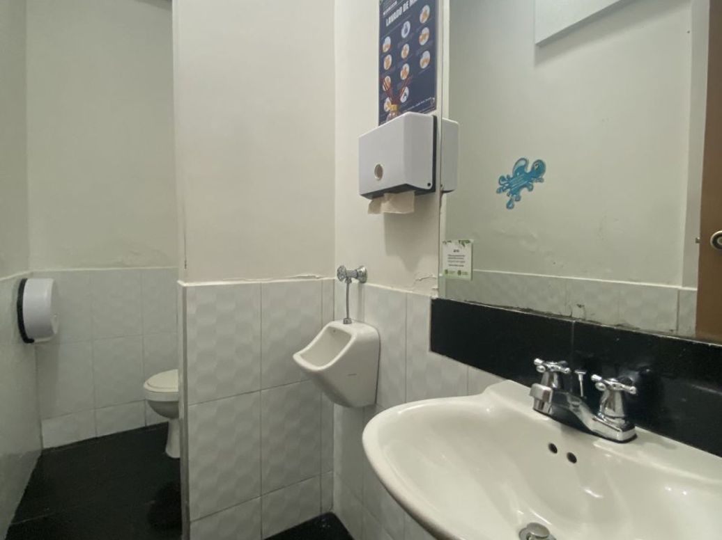 Casa de 7 alcobas en venta en La Soledad, Bogotá, 582 m² · foto 11 de 20