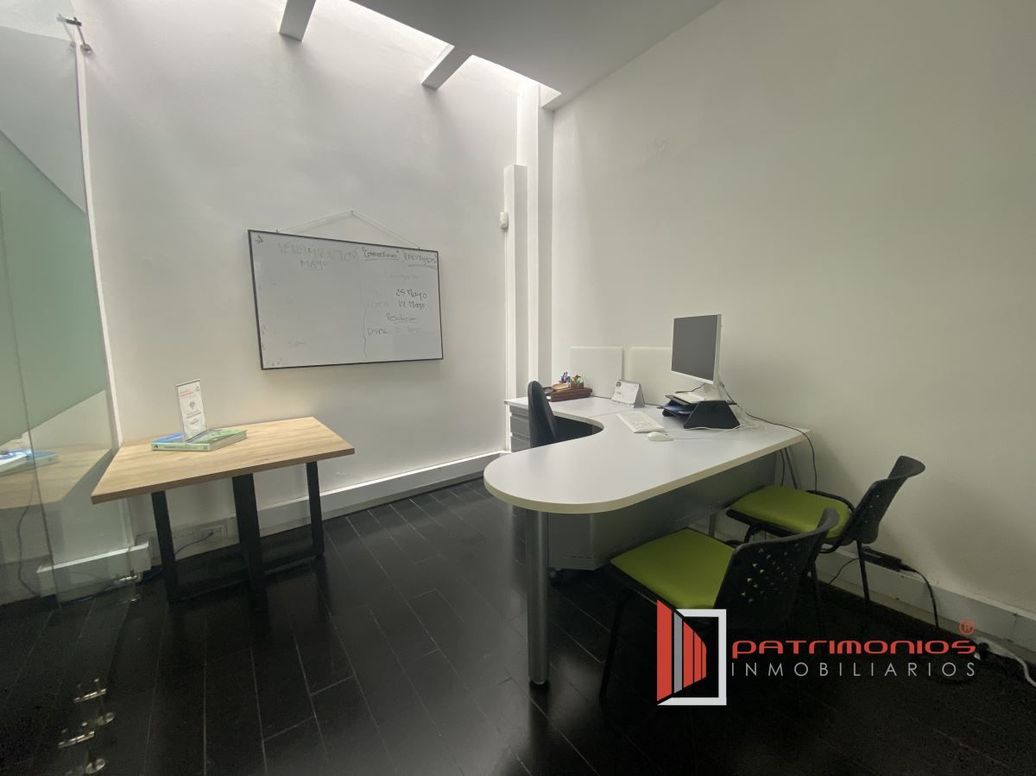 Casa de 7 alcobas en venta en La Soledad, Bogotá, 582 m² · foto 19 de 20