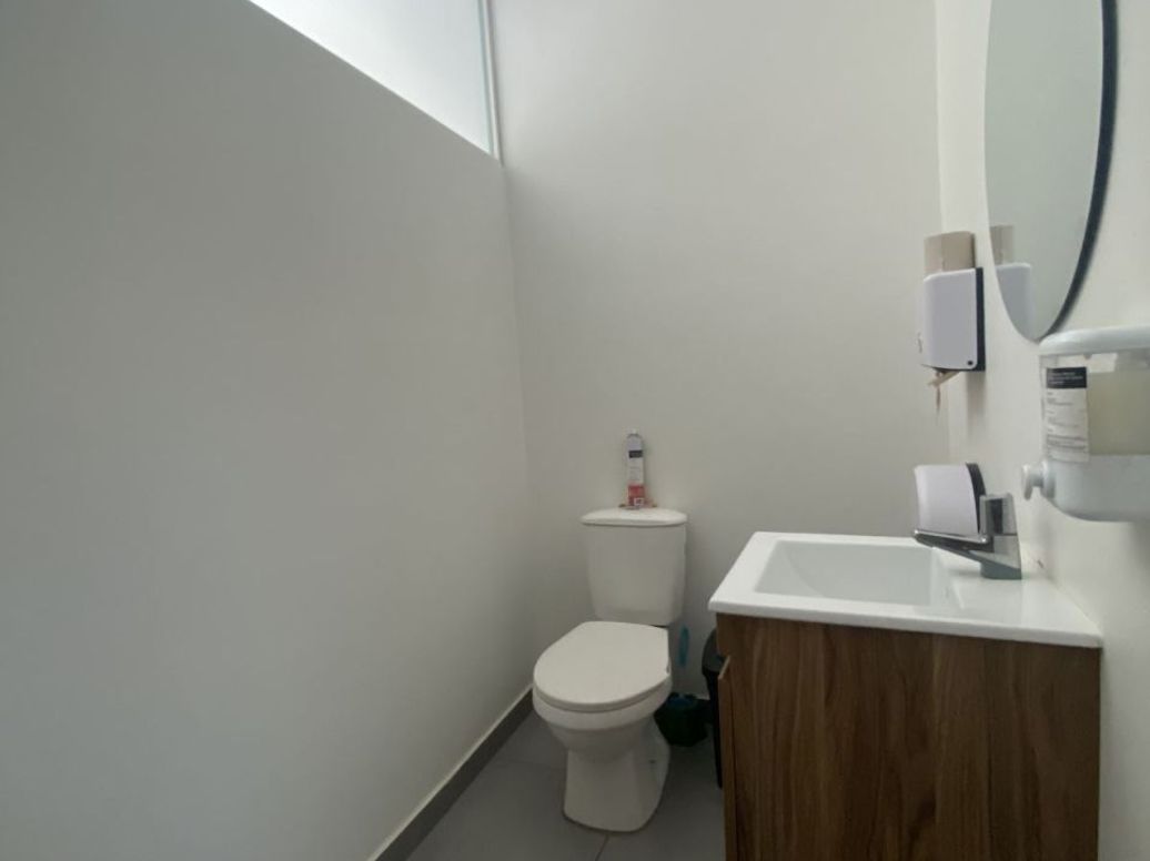 Casa de 7 alcobas en venta en La Soledad, Bogotá, 582 m² · foto 18 de 20