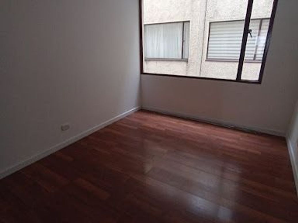 Apartamento de 2 alcobas en venta en Cedro Salazar, Bogotá, 70 m² · foto 9 de 19