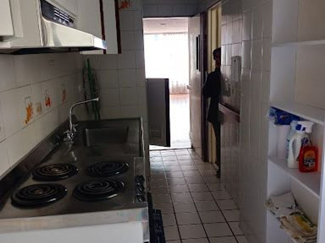 Apartamento de 2 alcobas en venta en Cedro Salazar, Bogotá, 70 m² · foto 12 de 19