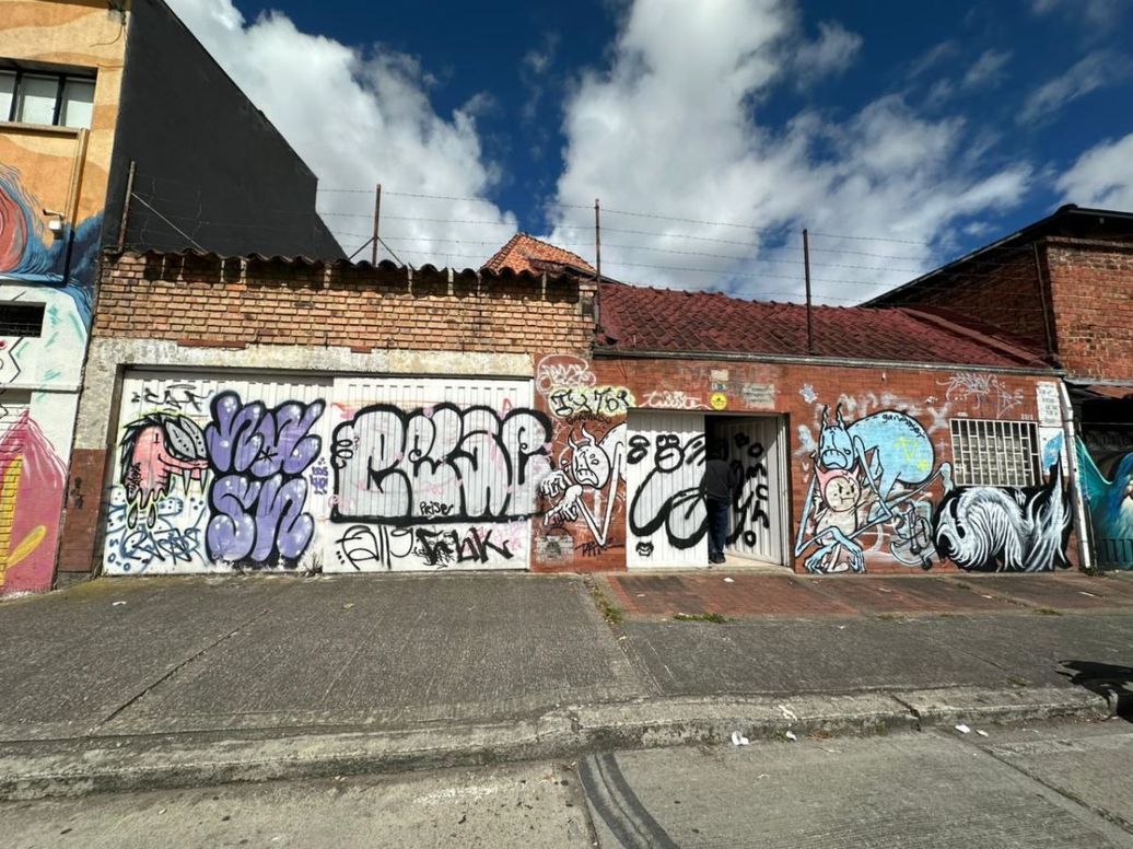 Casa de 6 alcobas en venta en La Soledad, Bogotá, 419 m² · foto 10 de 19