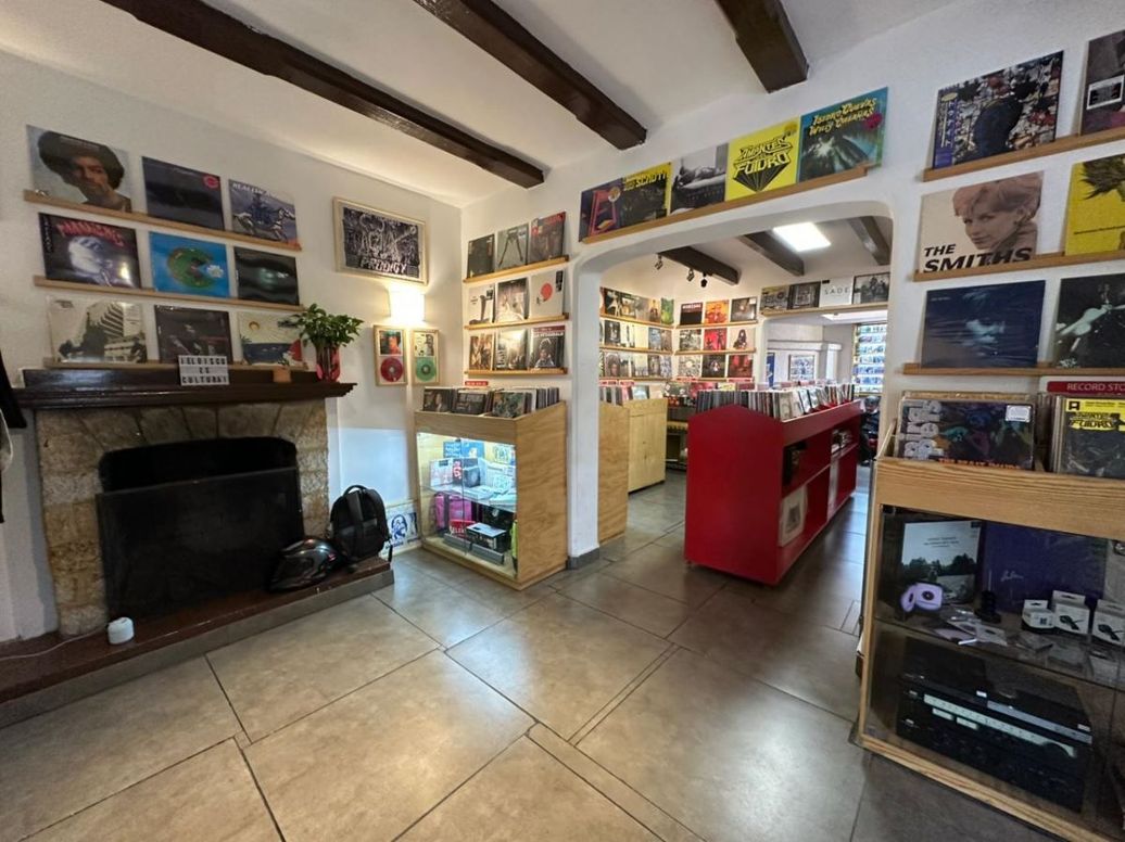 Casa de 6 alcobas en venta en La Soledad, Bogotá, 419 m² · foto 4 de 19