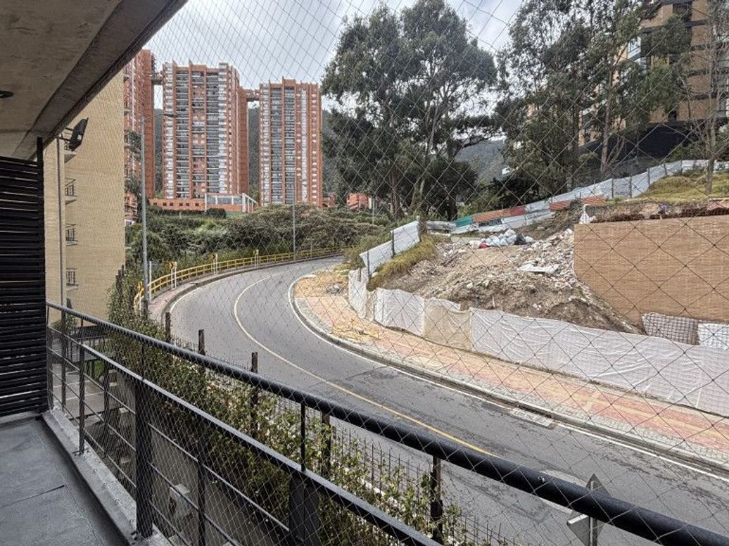 Apartamento de 1 alcoba en venta en La Salle, Bogotá, 52 m² · foto 4 de 20