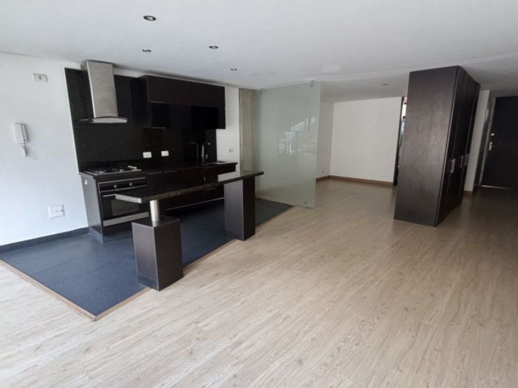 Apartamento de 1 alcoba en venta en La Salle, Bogotá, 52 m² · foto 7 de 20
