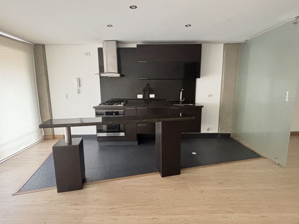 Apartamento de 1 alcoba en venta en La Salle, Bogotá, 52 m² · foto 5 de 20