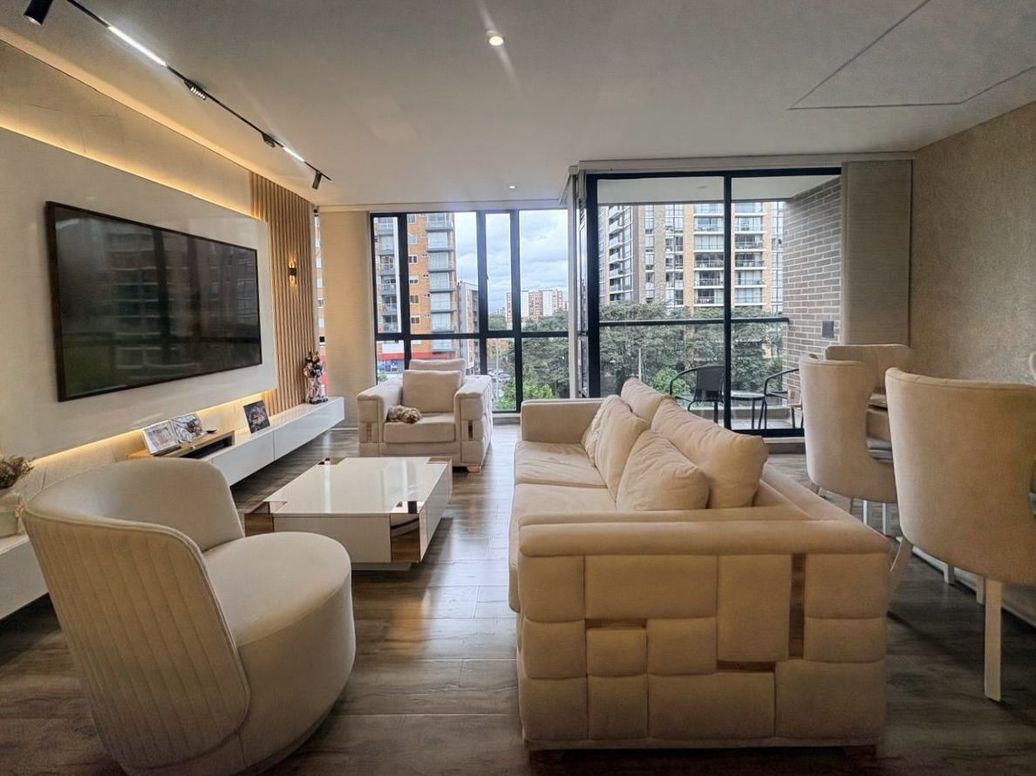 Apartamento de 3 alcobas en venta en Cjr Alejandriamediterraneo, Bogotá, 125 m² · foto 2 de 20
