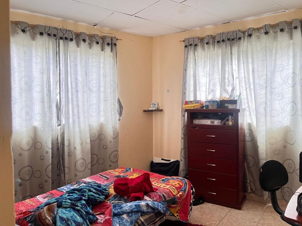 Casa de 9 alcobas en venta en El Triunfo Sur, Bogotá, 300 m² · foto 15 de 20