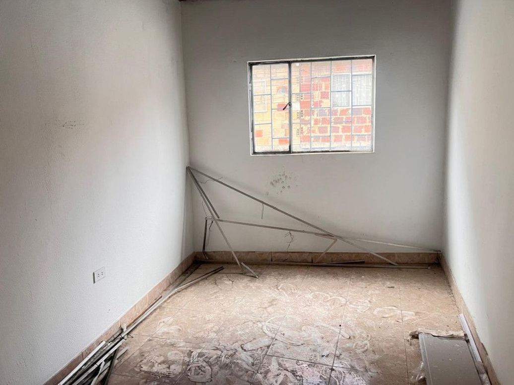 Casa de 9 alcobas en venta en El Triunfo Sur, Bogotá, 300 m² · foto 8 de 20