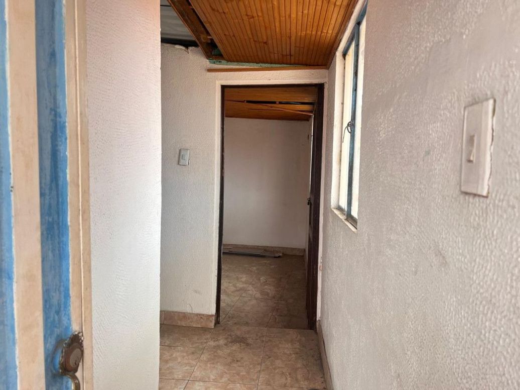 Casa de 9 alcobas en venta en El Triunfo Sur, Bogotá, 300 m² · foto 5 de 20