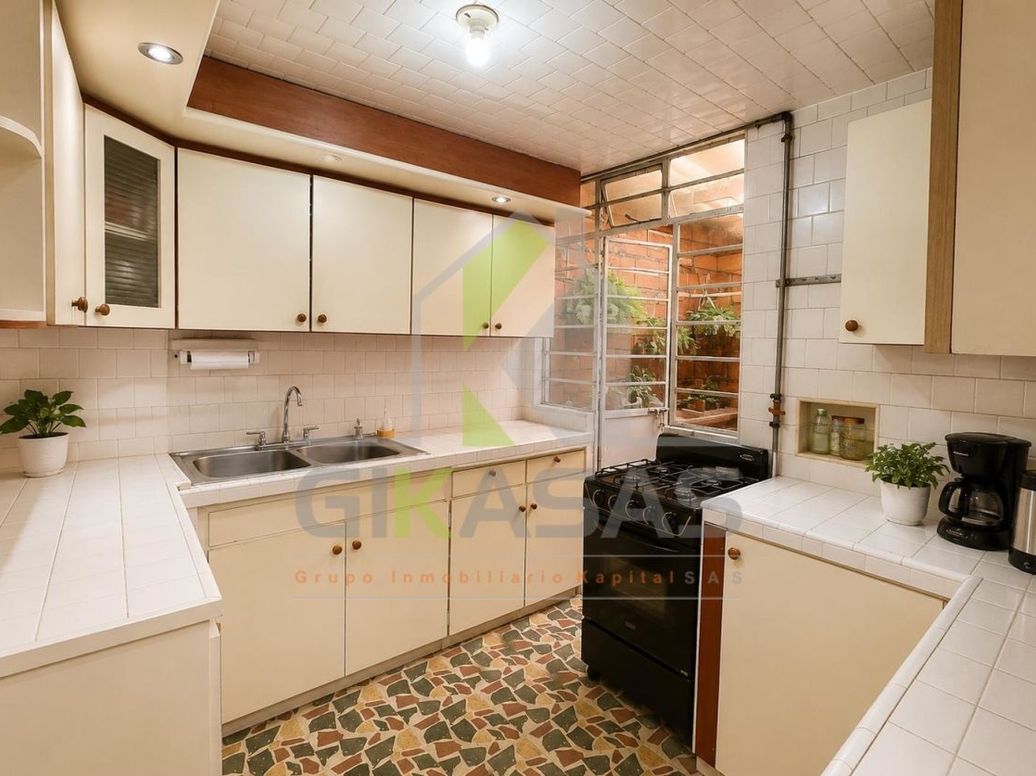 Casa de 4 alcobas en venta en Galan, Bogotá, 220 m² · foto 8 de 16